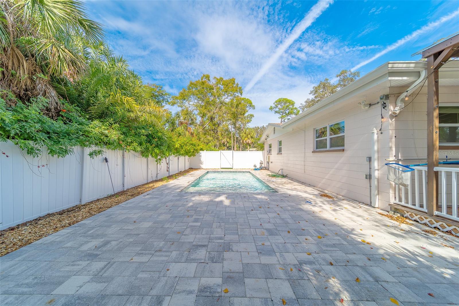 Image 43 of 65 For 11146 51st Avenue N