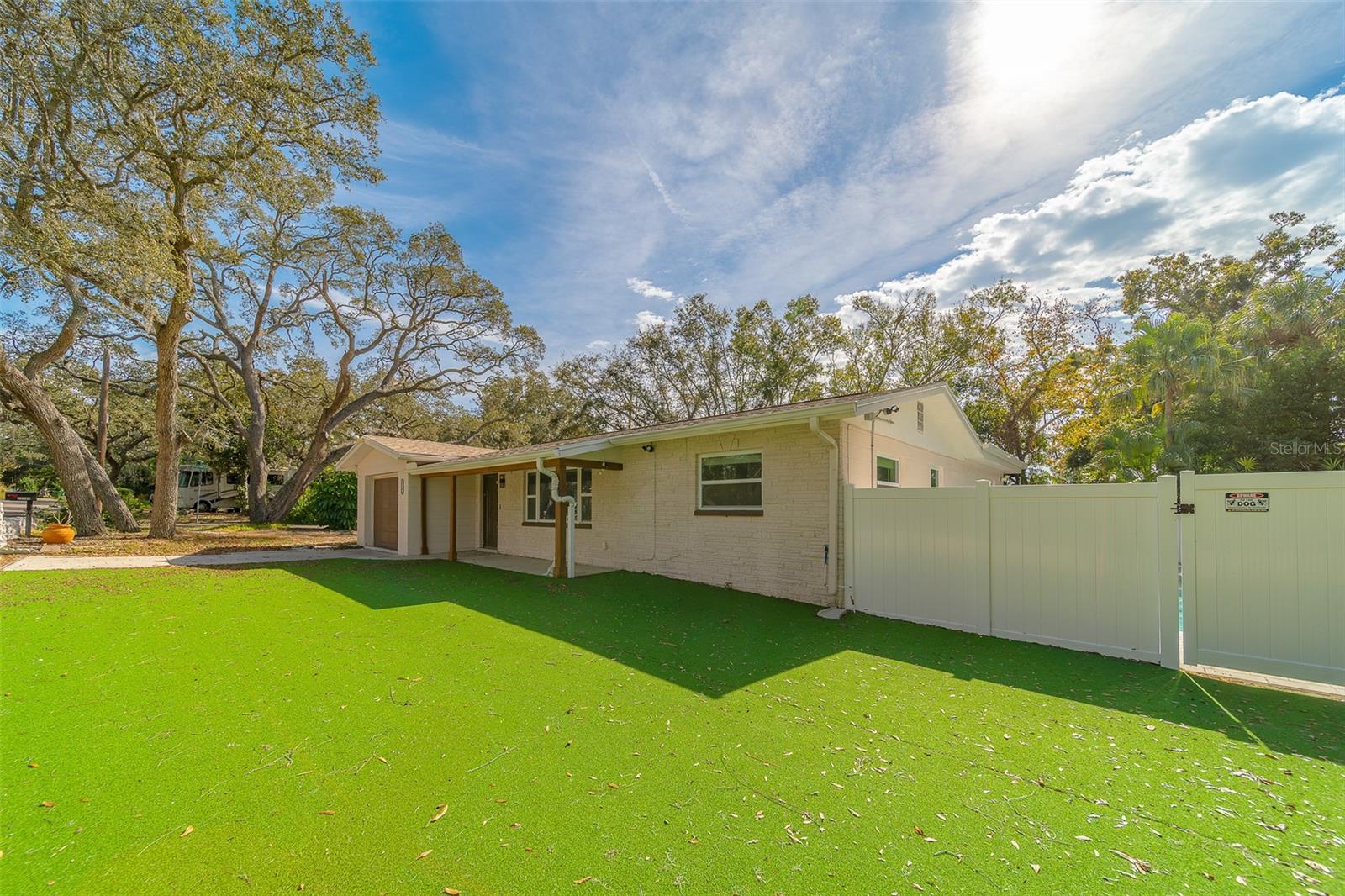 Image 49 of 65 For 11146 51st Avenue N