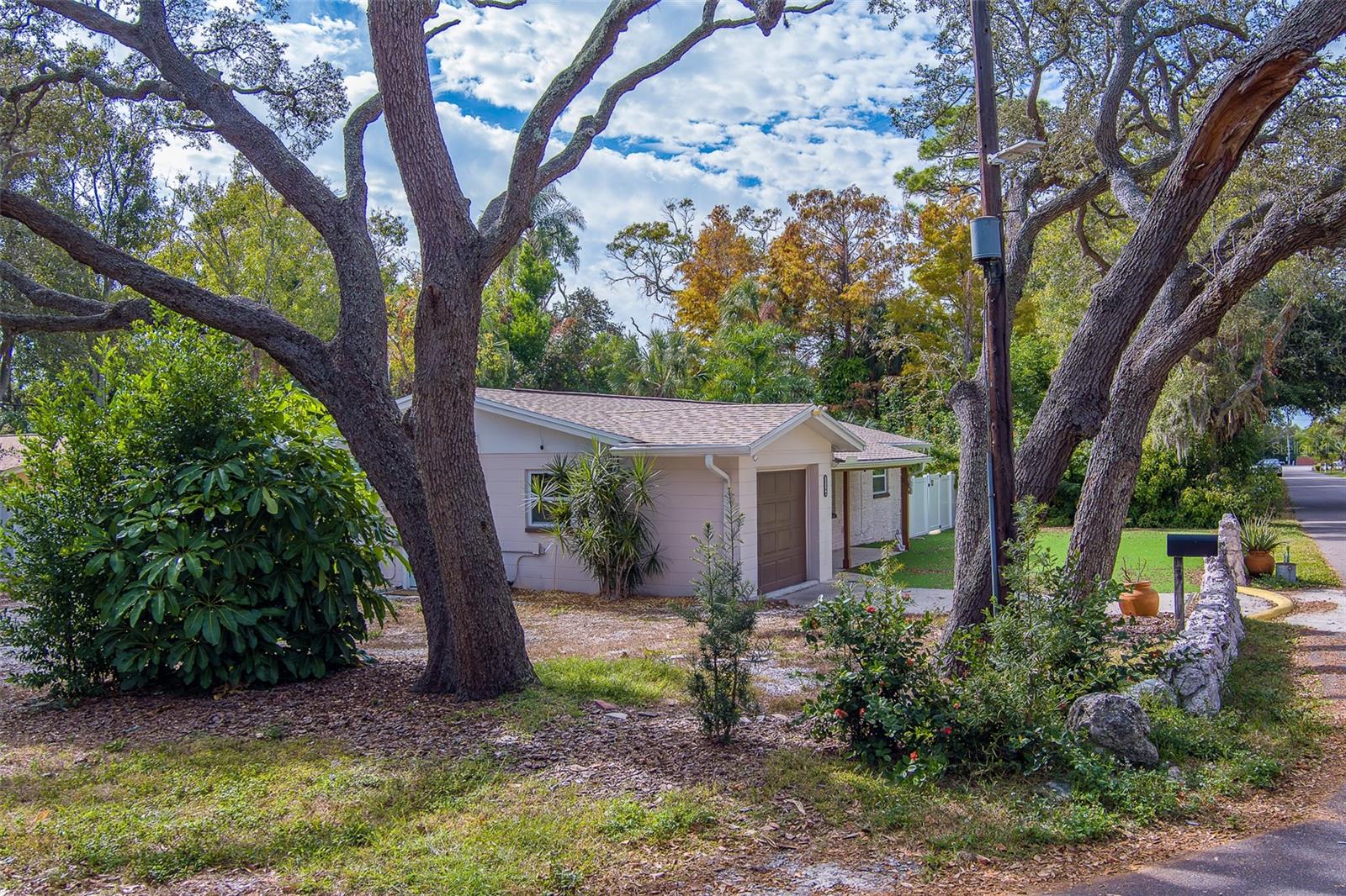 Image 53 of 65 For 11146 51st Avenue N