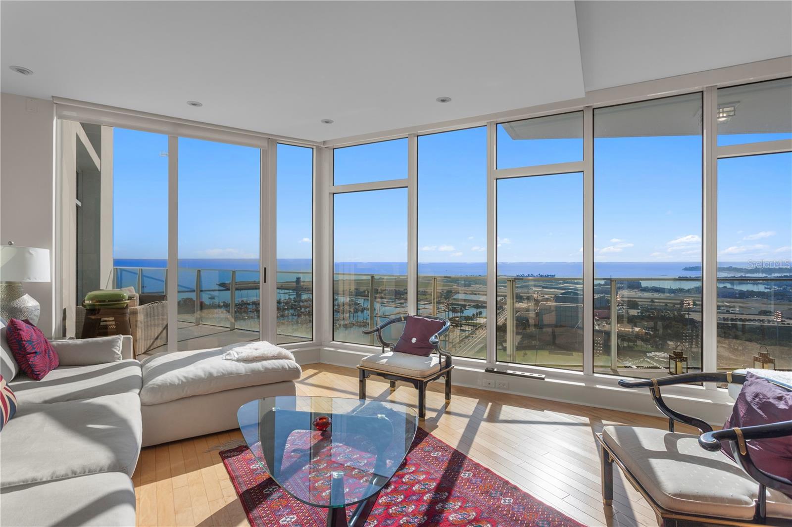 Image 4 of 53 For 175 1st Street S 2107