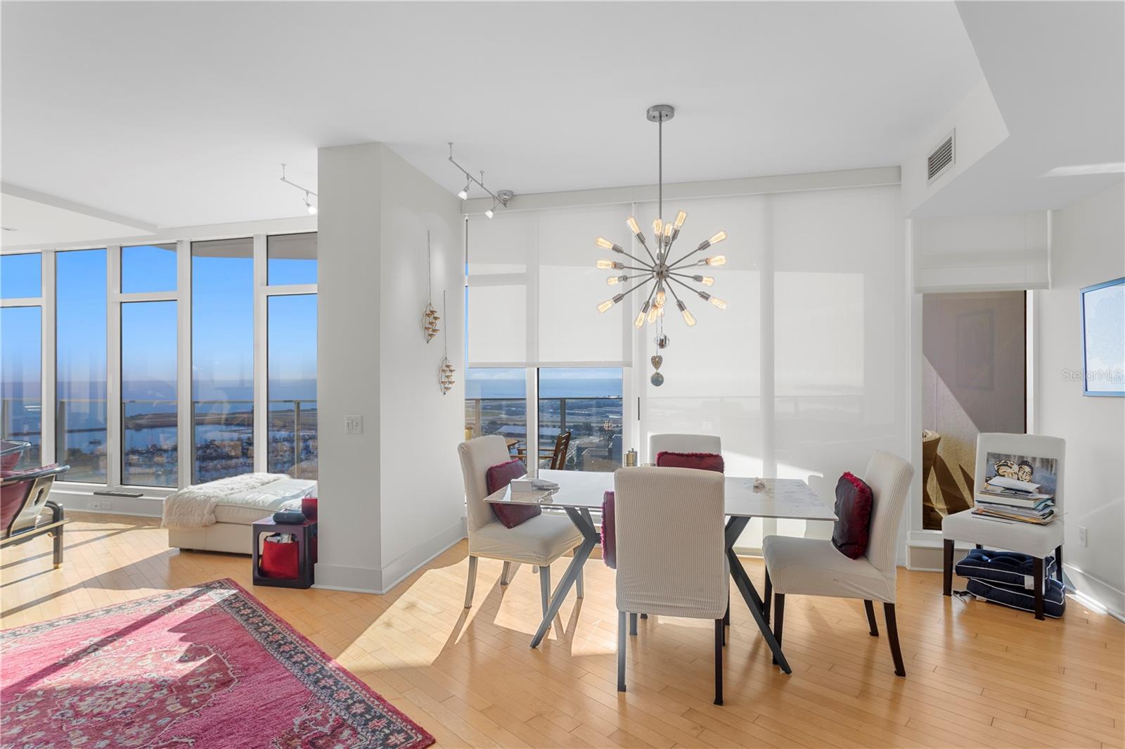 Image 7 of 53 For 175 1st Street S 2107