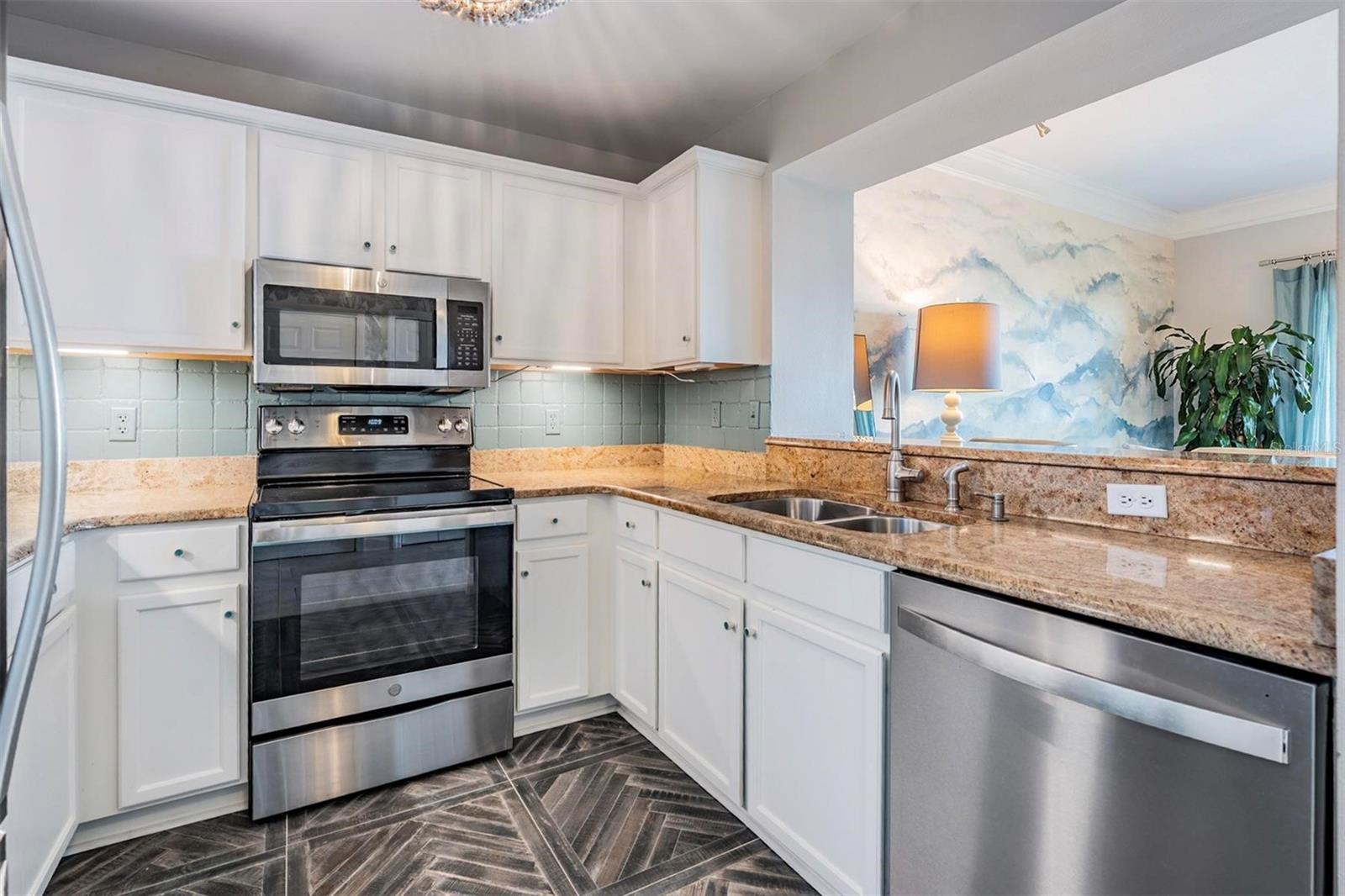 Image 11 of 41 For 345 Bayshore Boulevard Gp12