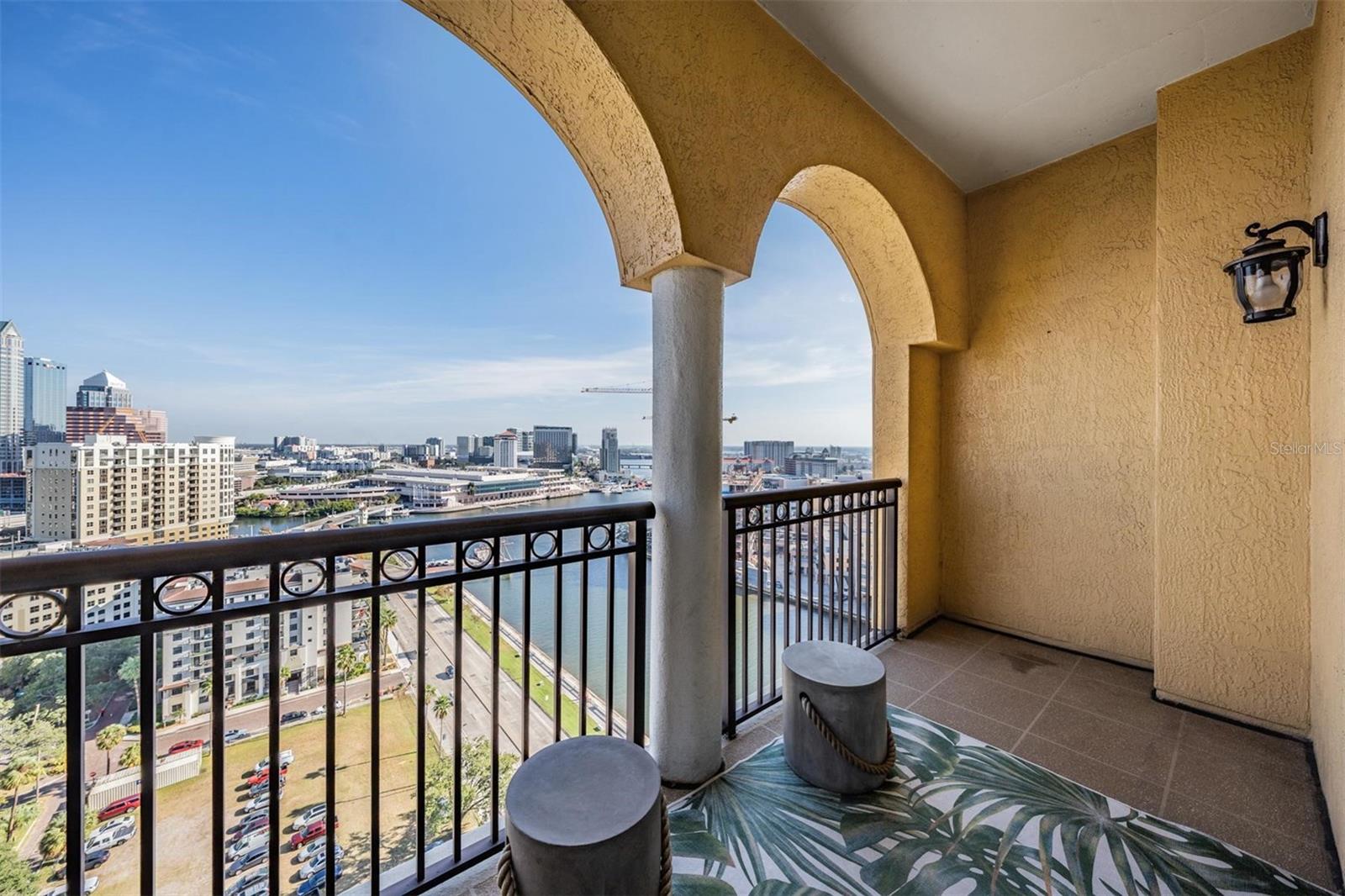 Image 2 of 41 For 345 Bayshore Boulevard Gp12