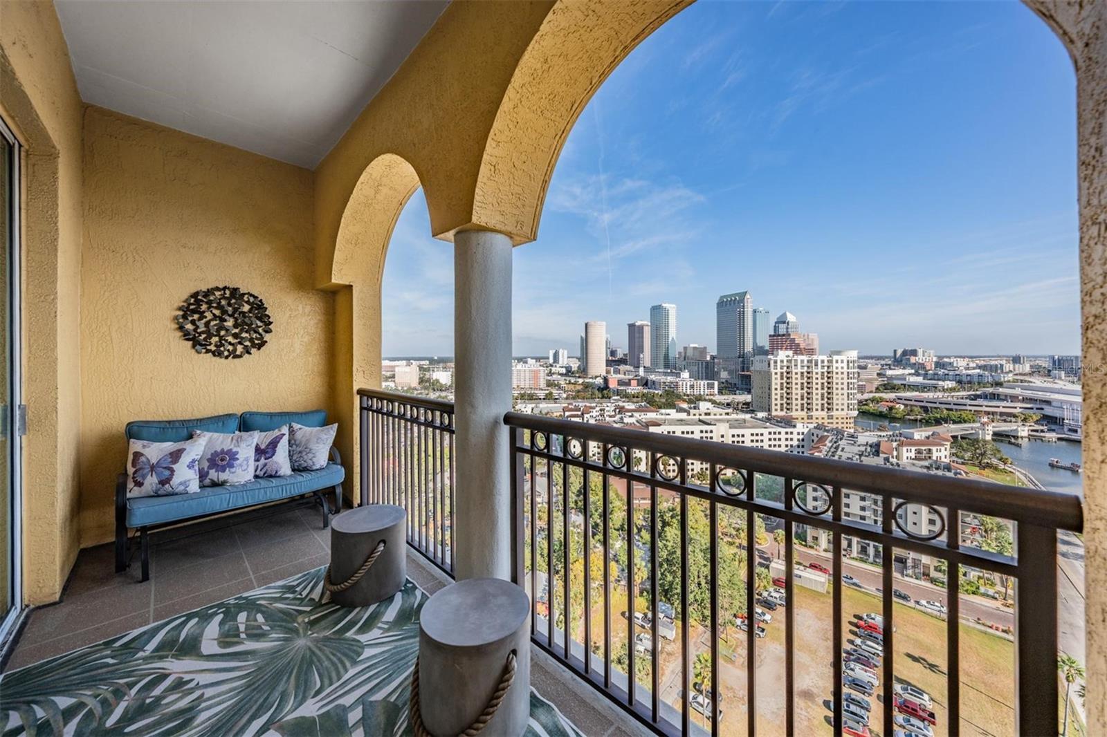 Image 3 of 41 For 345 Bayshore Boulevard Gp12