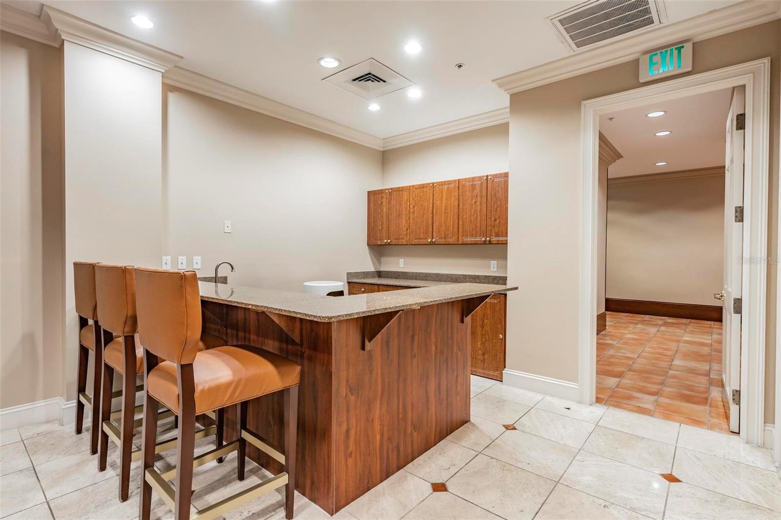 Image 32 of 41 For 345 Bayshore Boulevard Gp12