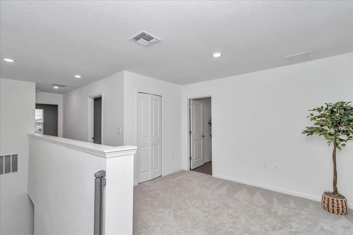 Image 16 of 35 For 4947 81st Loop