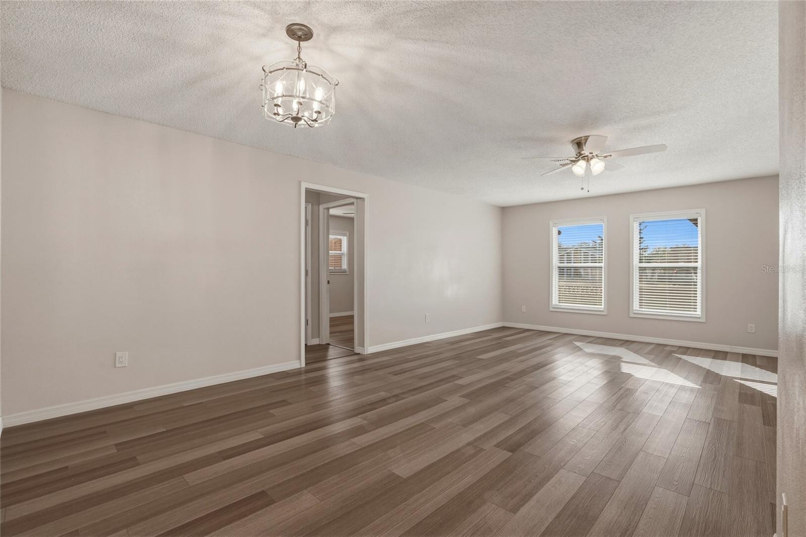 Image 17 of 53 For 12641 Shadow Ridge Boulevard