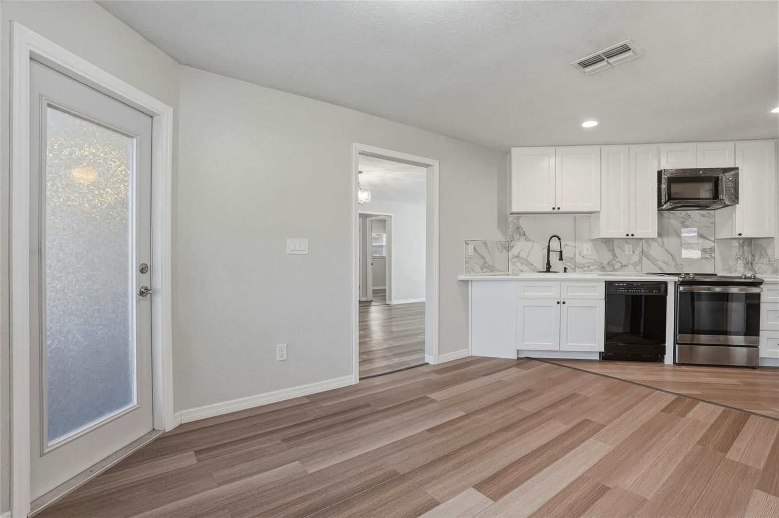 Image 20 of 53 For 12641 Shadow Ridge Boulevard