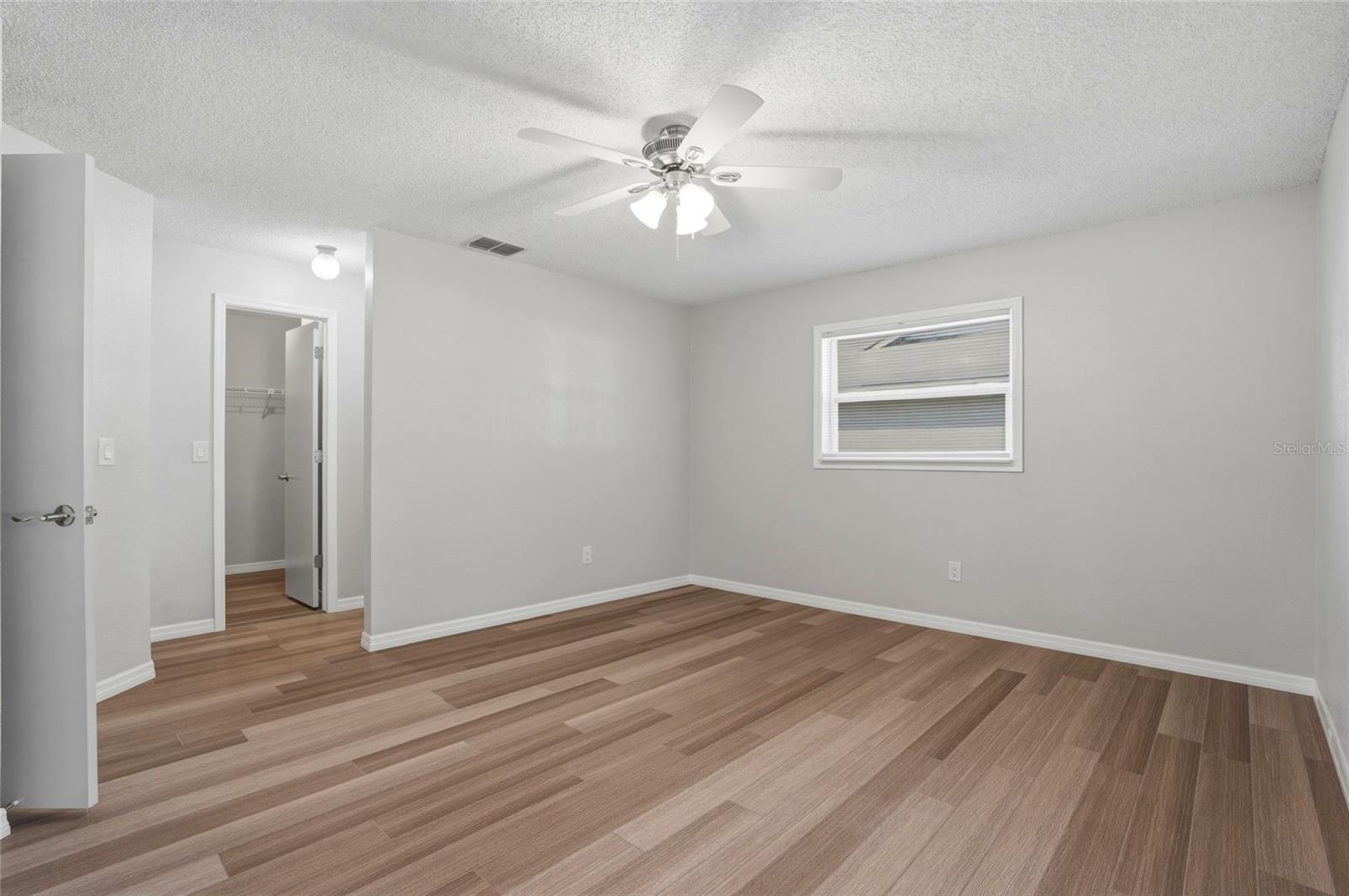 Image 25 of 53 For 12641 Shadow Ridge Boulevard