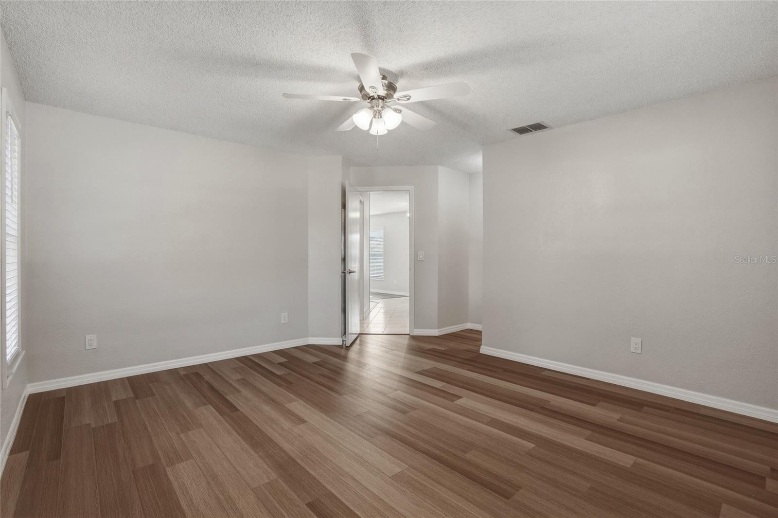 Image 26 of 53 For 12641 Shadow Ridge Boulevard