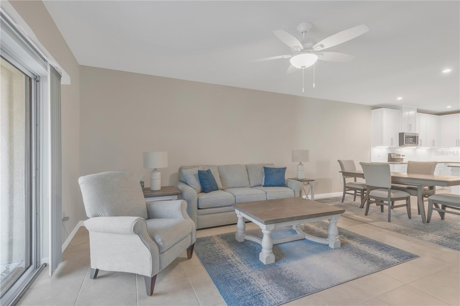 Image 10 of 30 For 18261 Turning Leaf Circle