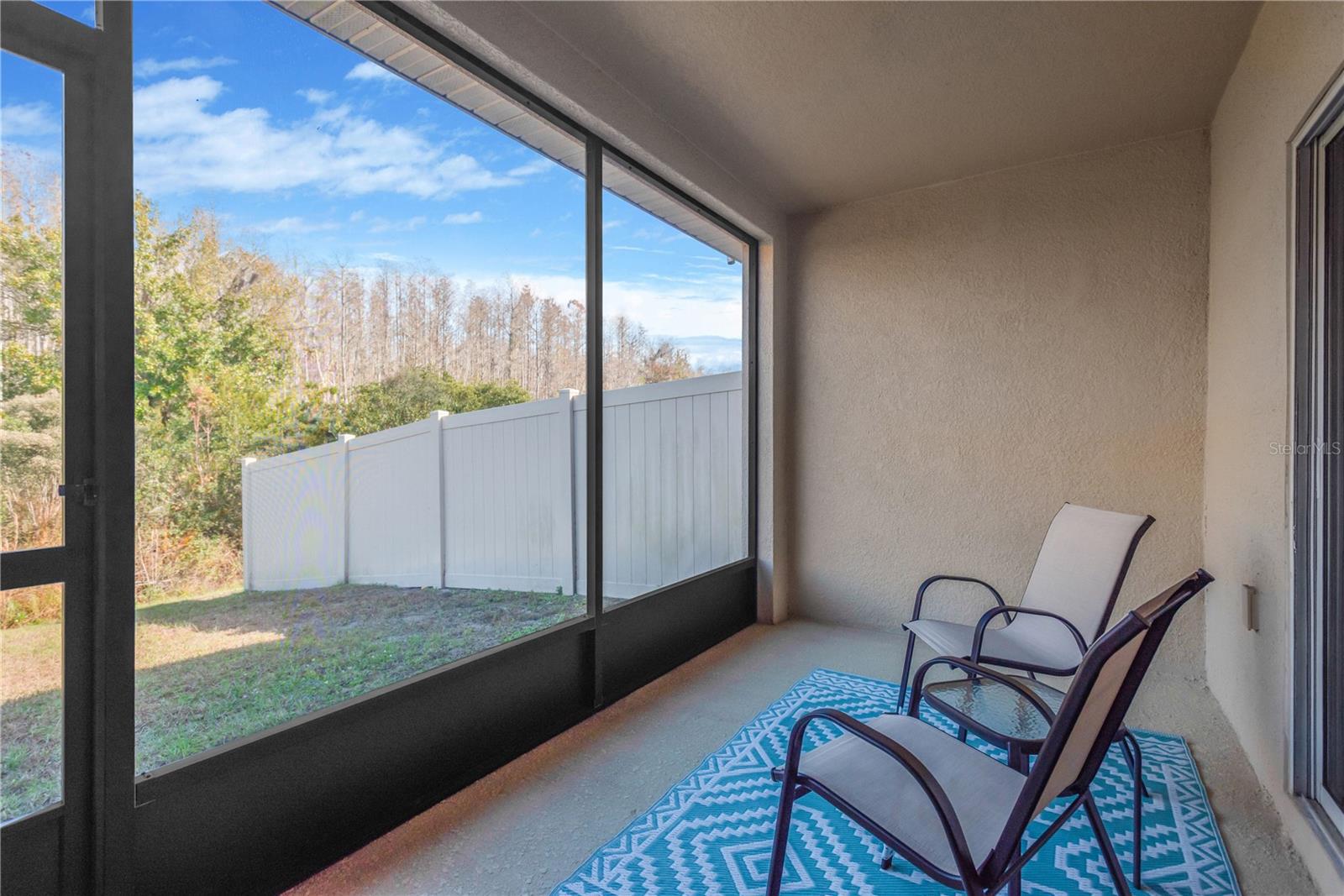 Image 23 of 30 For 18261 Turning Leaf Circle