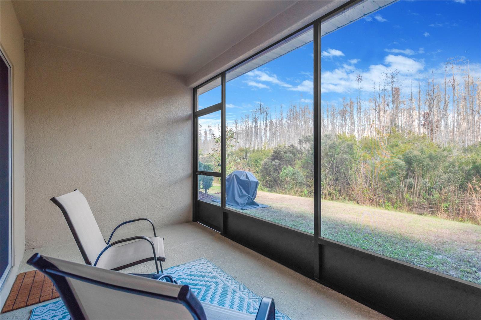 Image 24 of 30 For 18261 Turning Leaf Circle