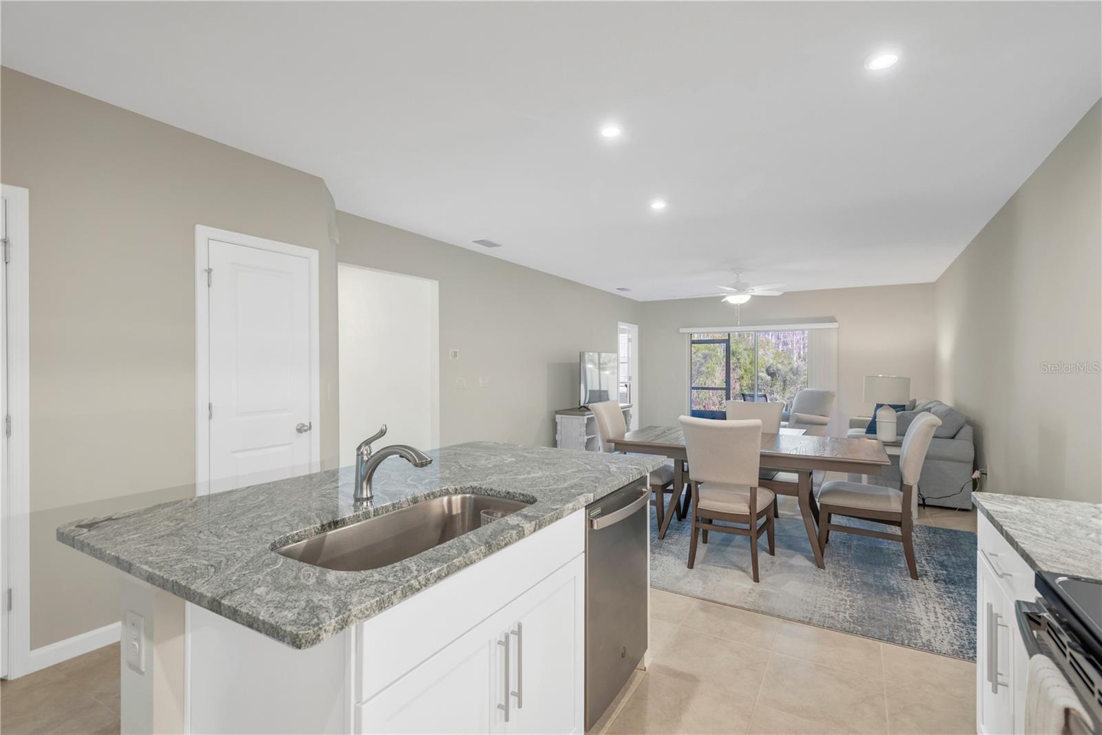 Image 7 of 30 For 18261 Turning Leaf Circle