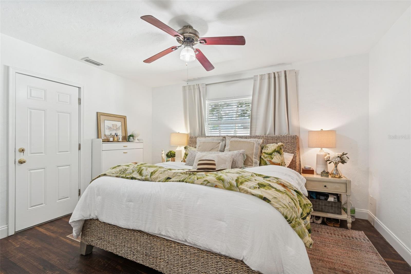 Image 28 of 55 For 6260 23rd Terrace N