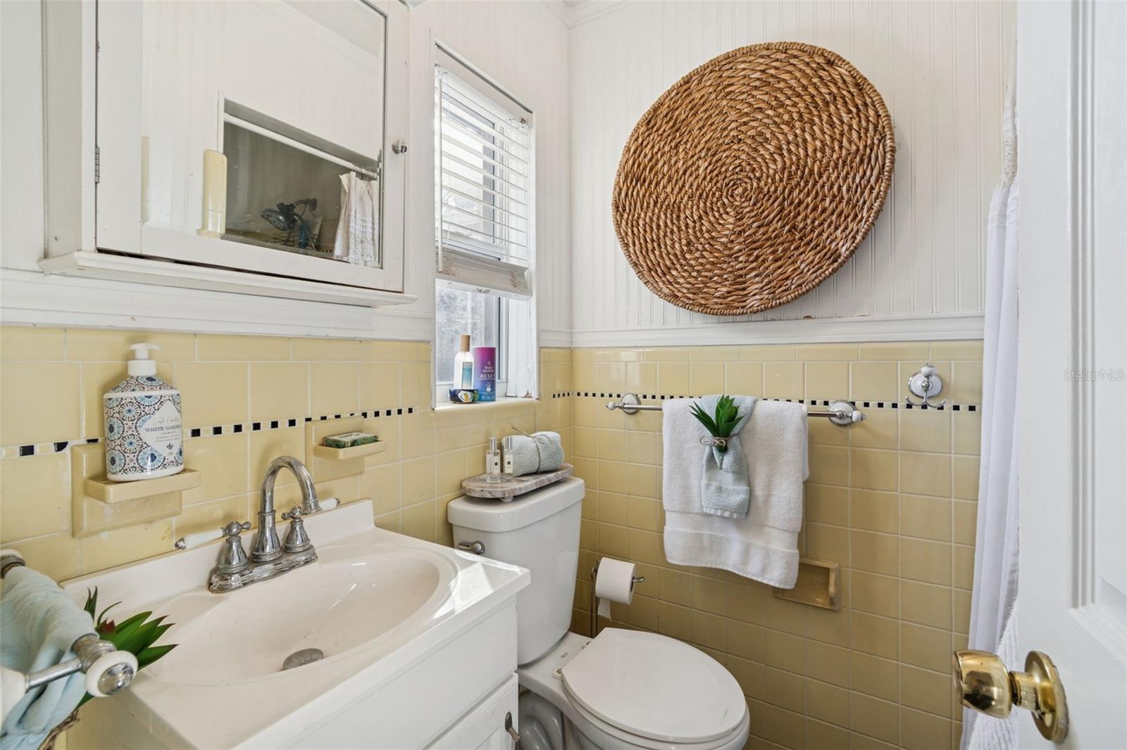 Image 31 of 55 For 6260 23rd Terrace N