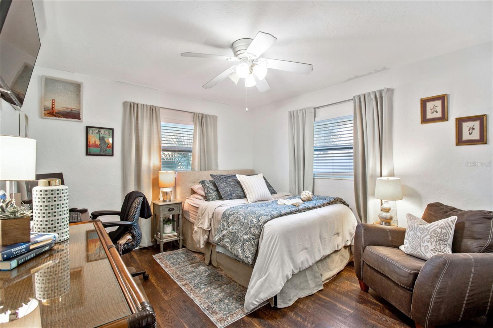 Image 35 of 55 For 6260 23rd Terrace N