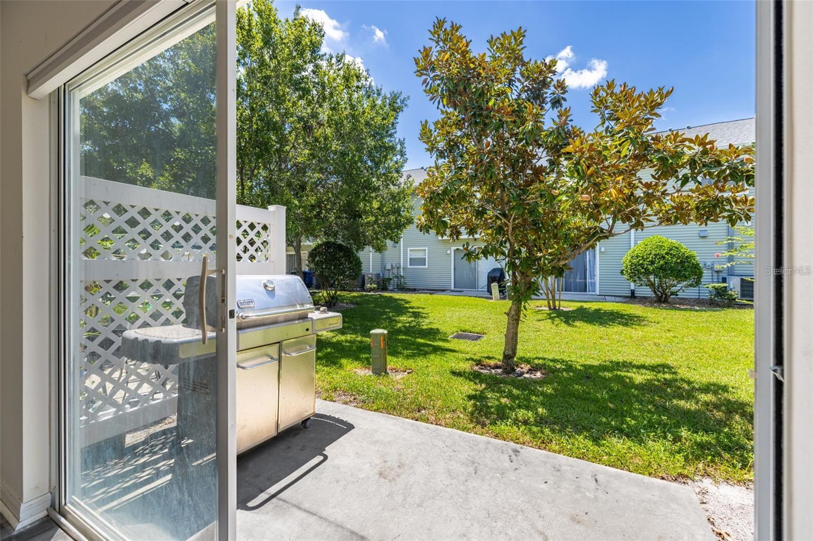 Image 23 of 29 For 8010 Thoroughbred Loop