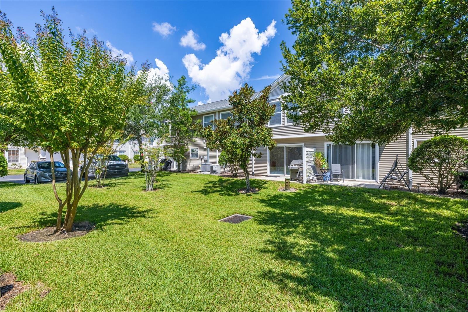 Image 26 of 29 For 8010 Thoroughbred Loop