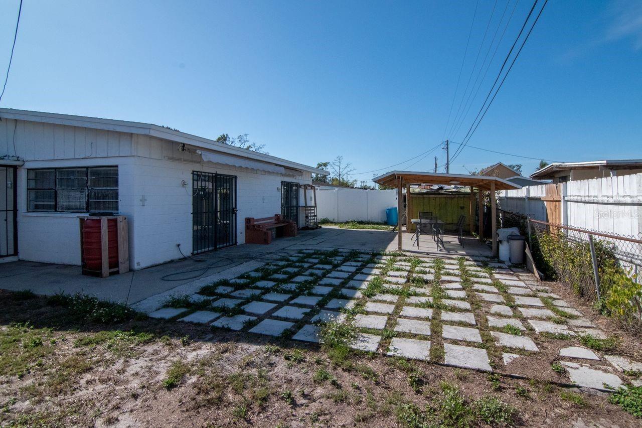 Image 32 of 37 For 6903 Larmon Street