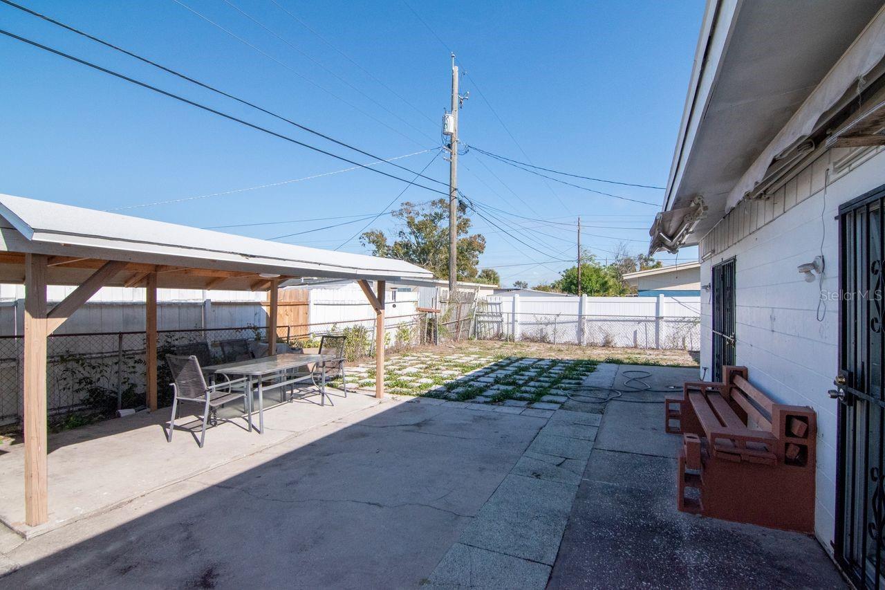 Image 35 of 37 For 6903 Larmon Street