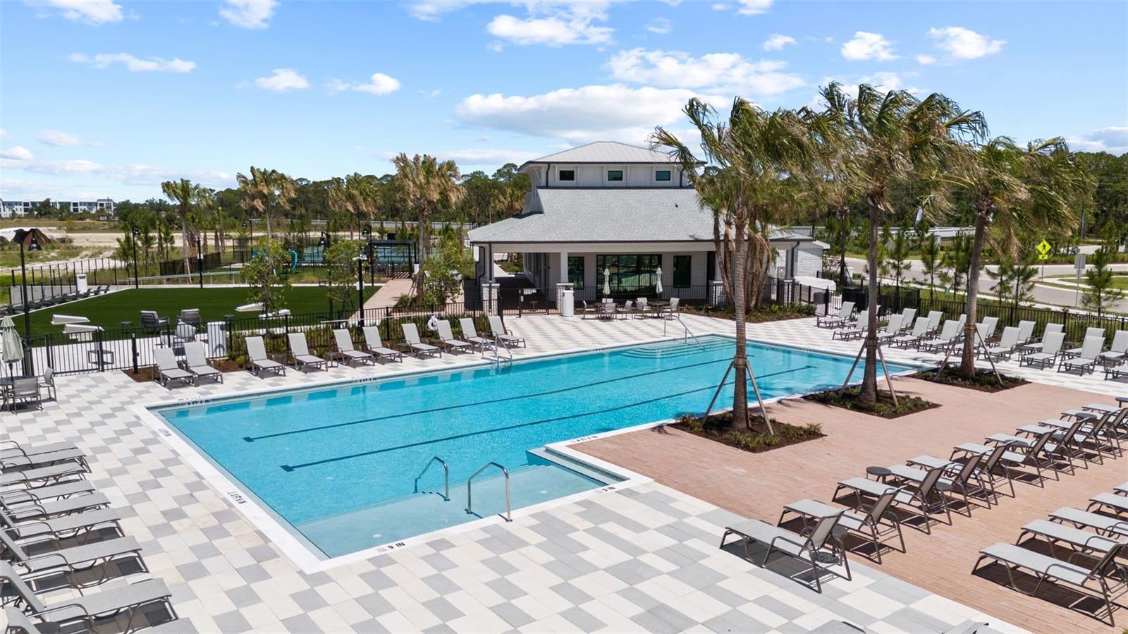 Image 7 of 8 For 309 Holly Bank Avenue