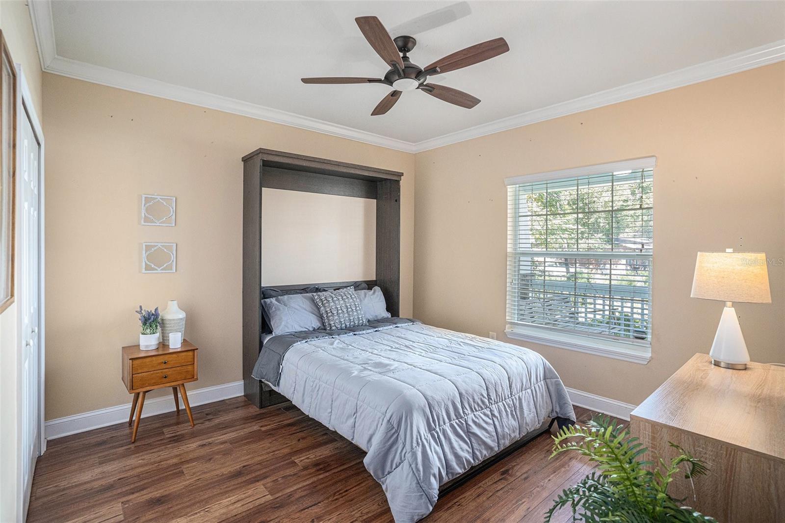 Image 16 of 30 For 602 Euclid Avenue