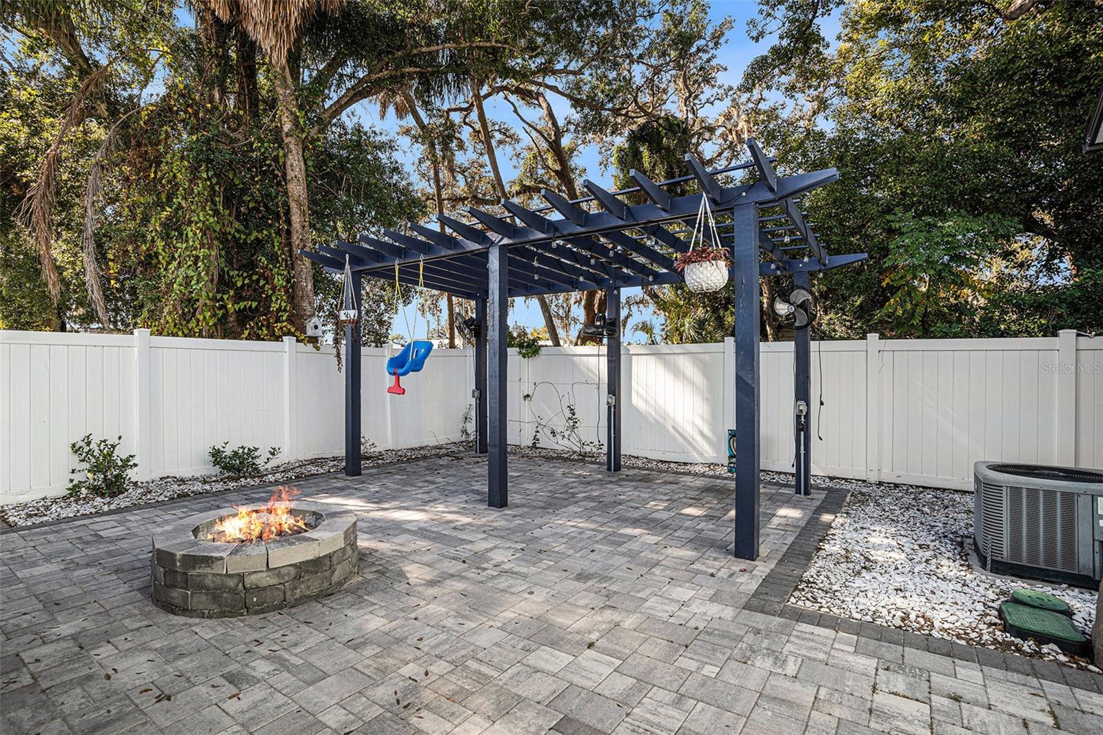 Image 24 of 30 For 602 Euclid Avenue