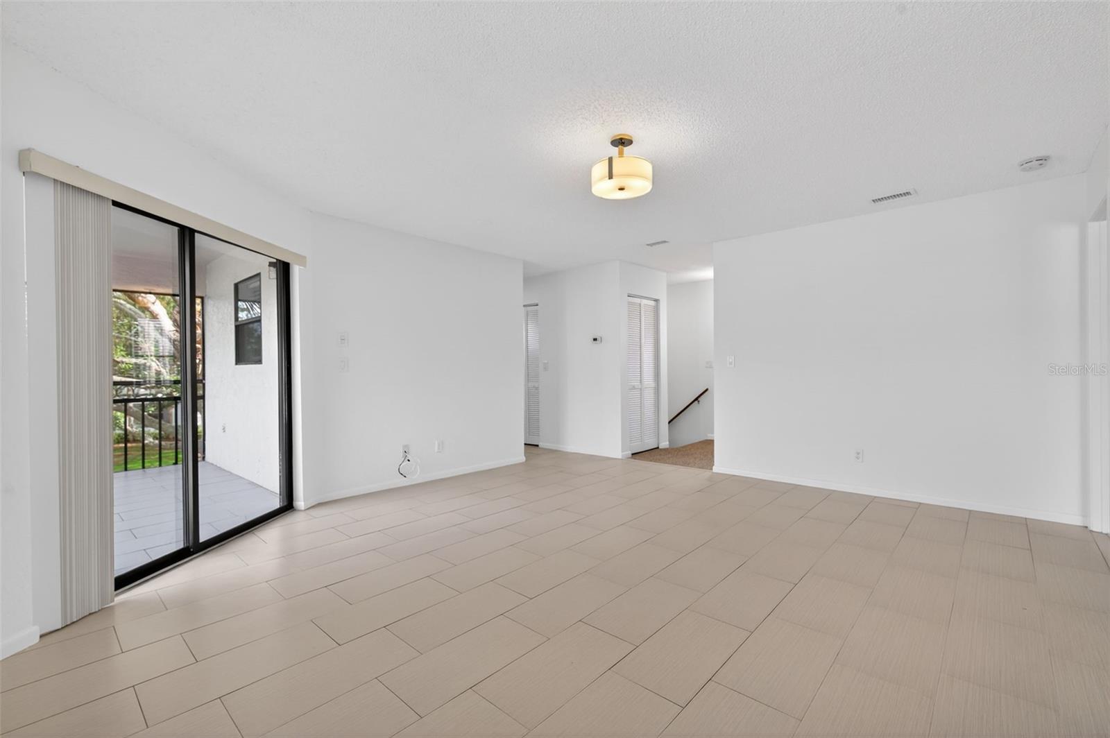 Image 12 of 58 For 484 Santa Cruz Place Ne G