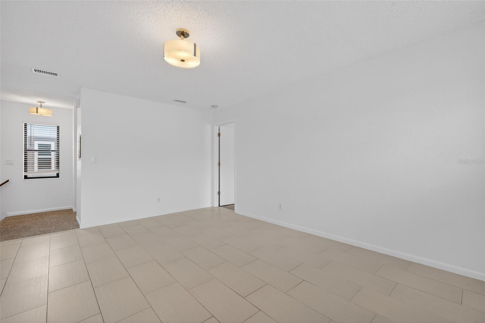 Image 14 of 58 For 484 Santa Cruz Place Ne G