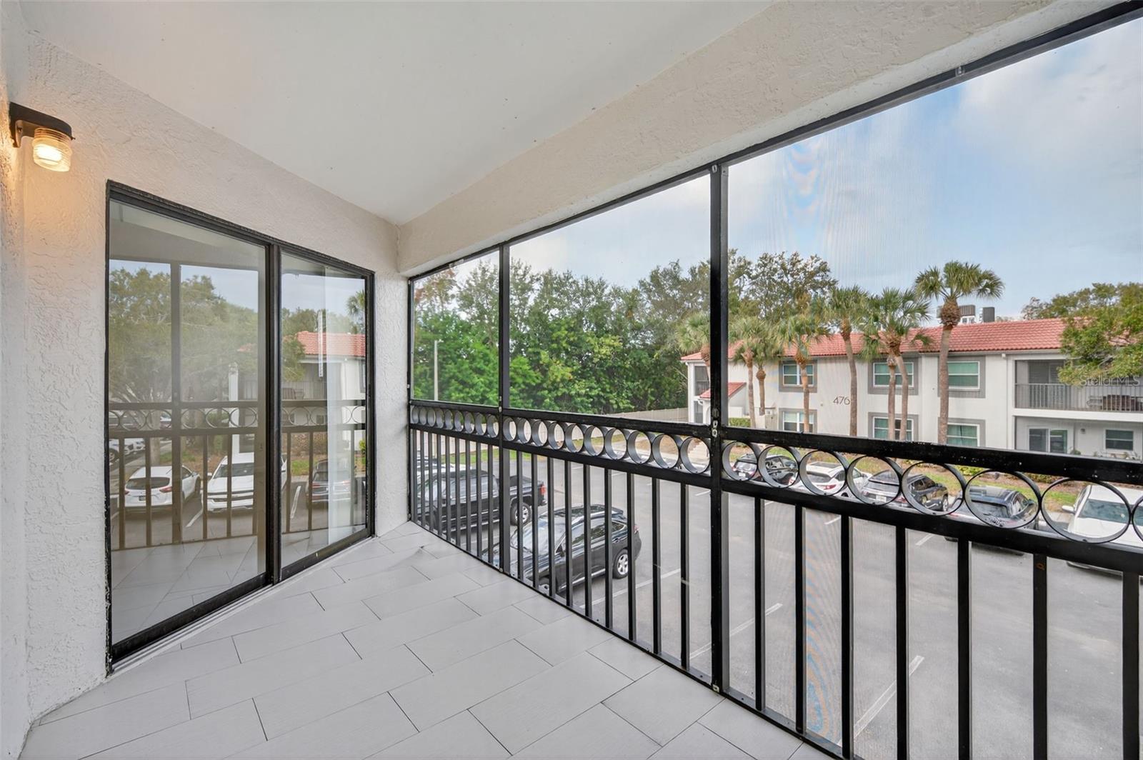 Image 30 of 58 For 484 Santa Cruz Place Ne G