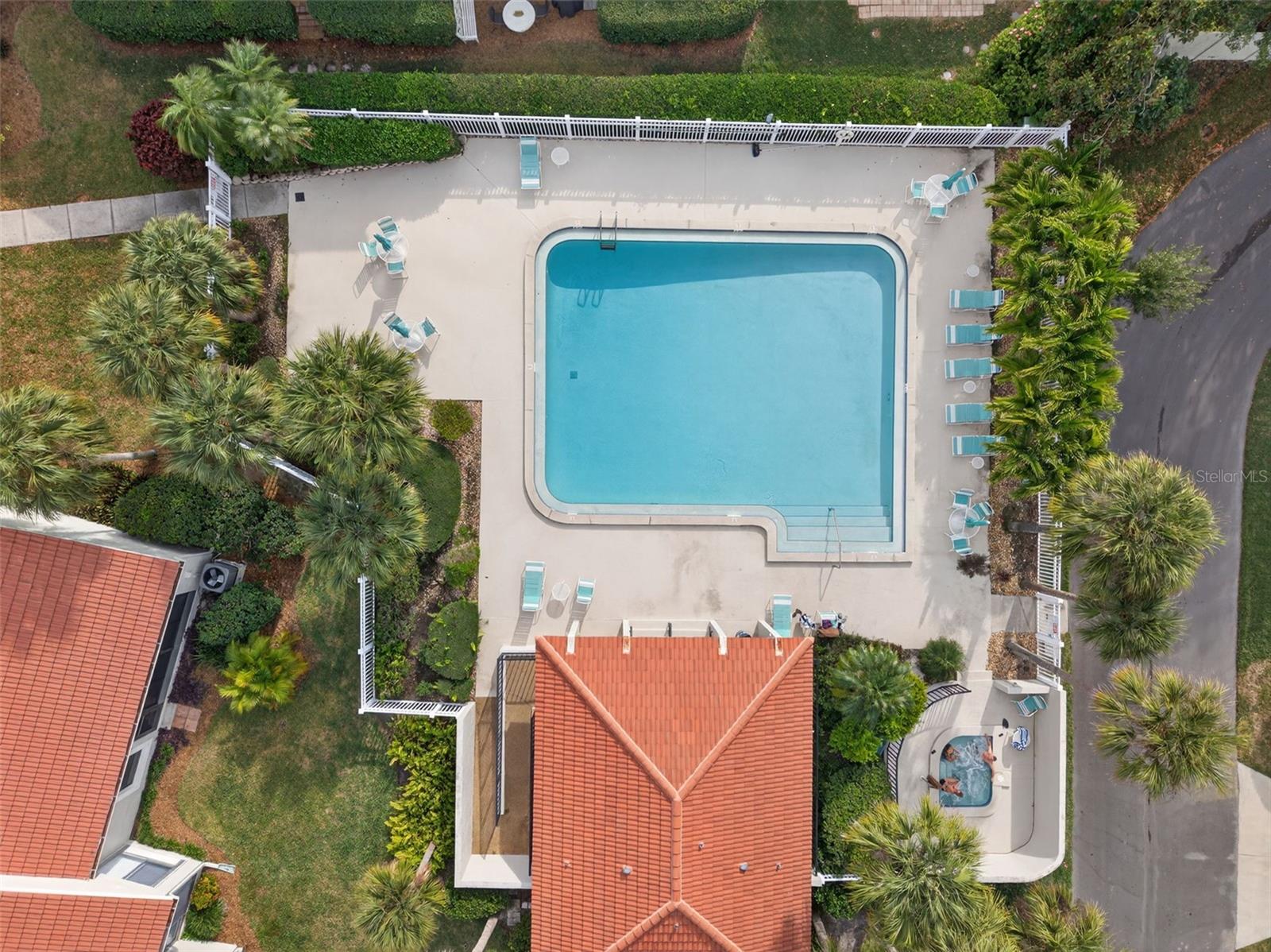 Image 36 of 58 For 484 Santa Cruz Place Ne G