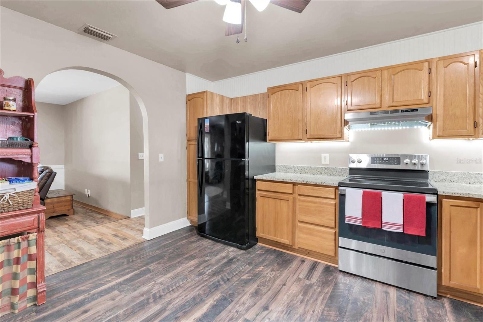 Image 17 of 74 For 7843 Shoupe Road