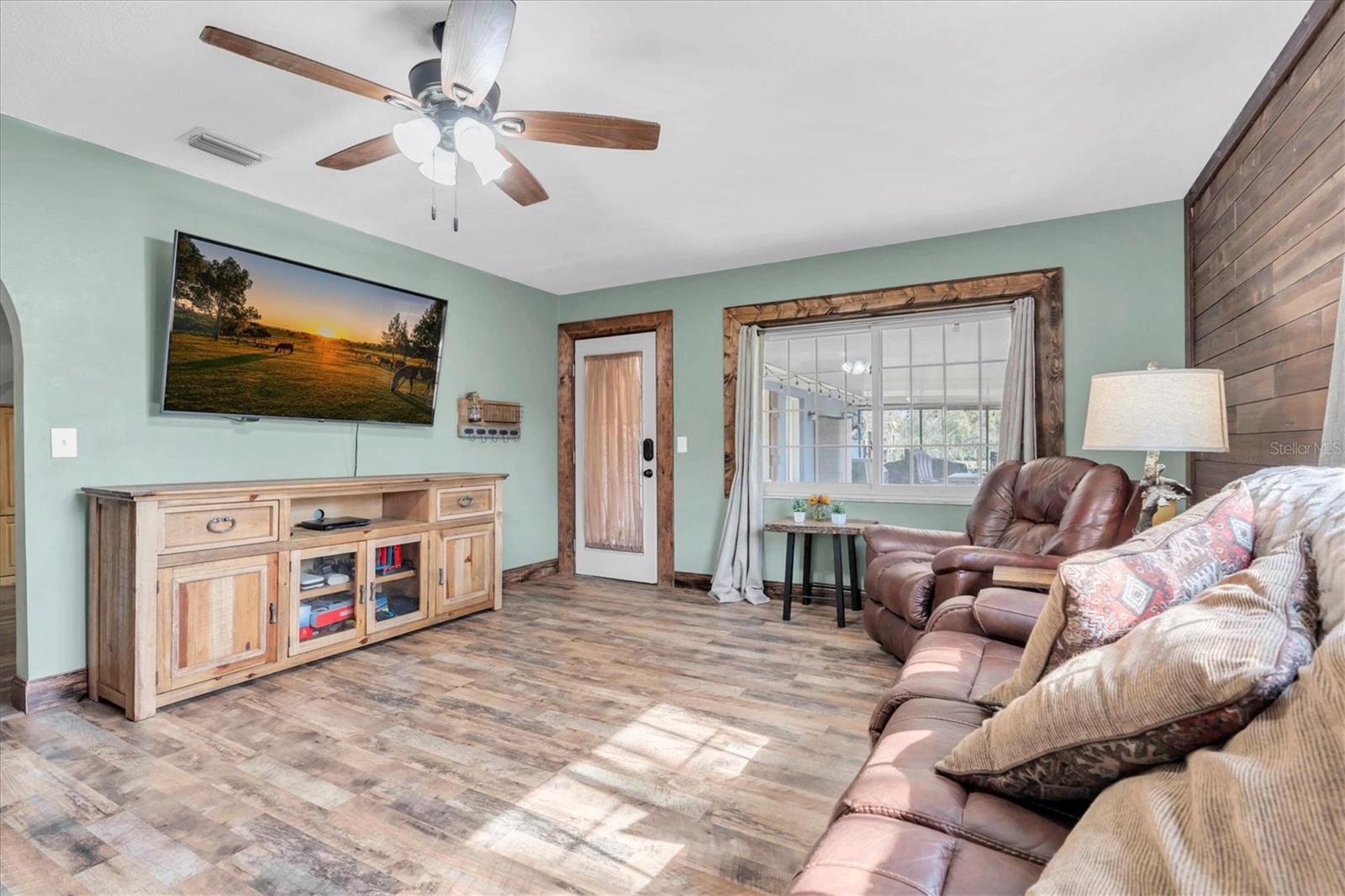 Image 23 of 74 For 7843 Shoupe Road