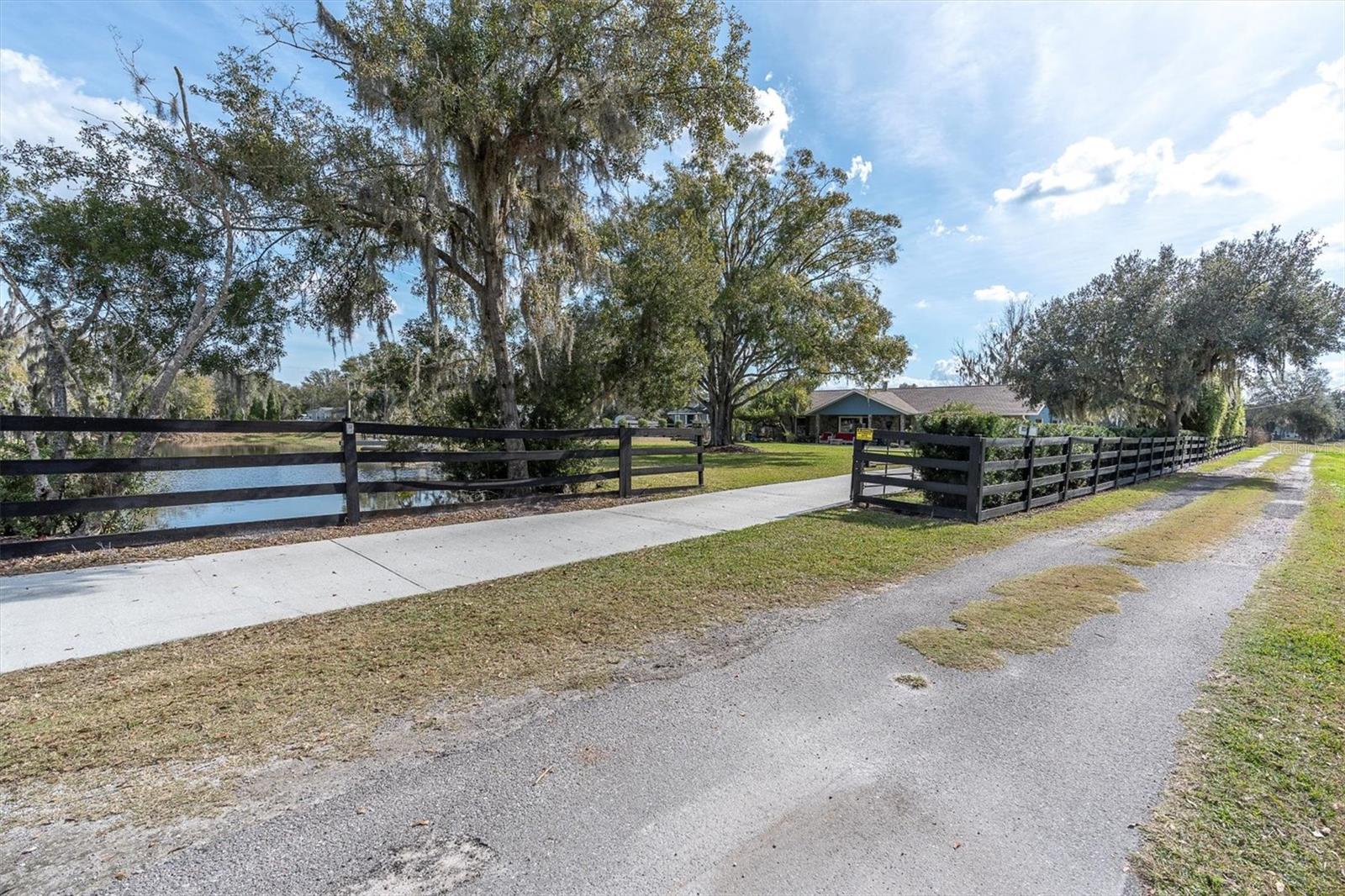 Image 5 of 74 For 7843 Shoupe Road