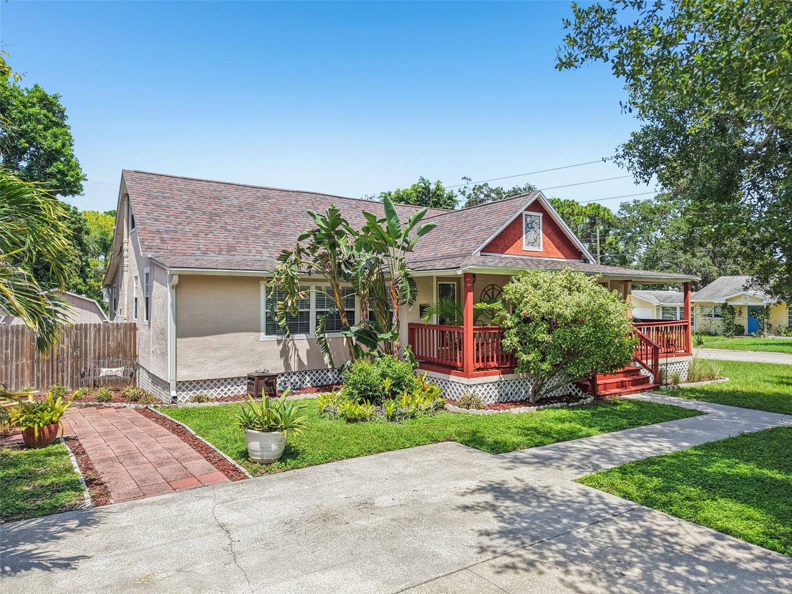 Image 4 of 60 For 501 32nd Avenue N