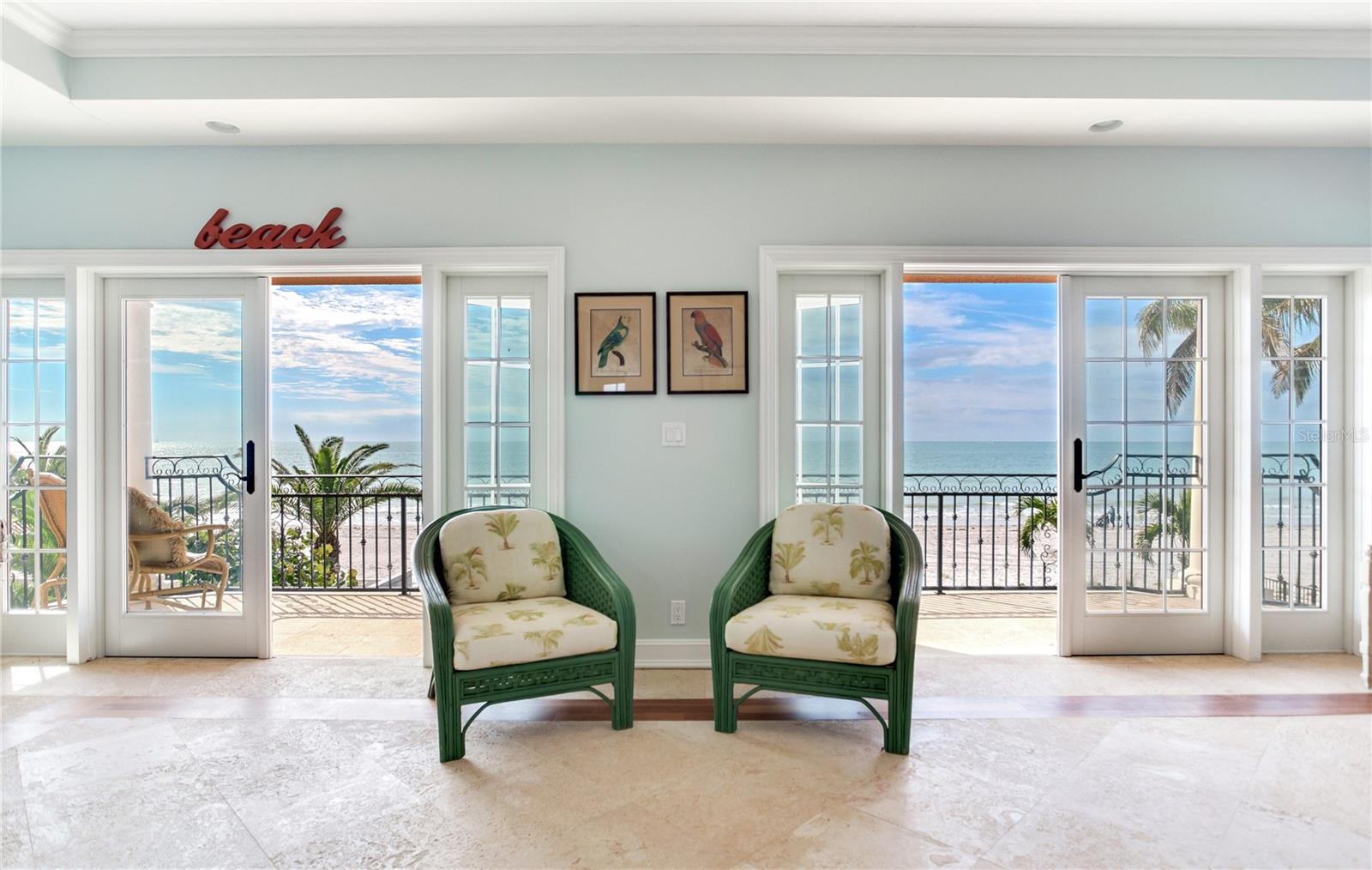 Listing photo id 10 for 16116 Gulf Boulevard