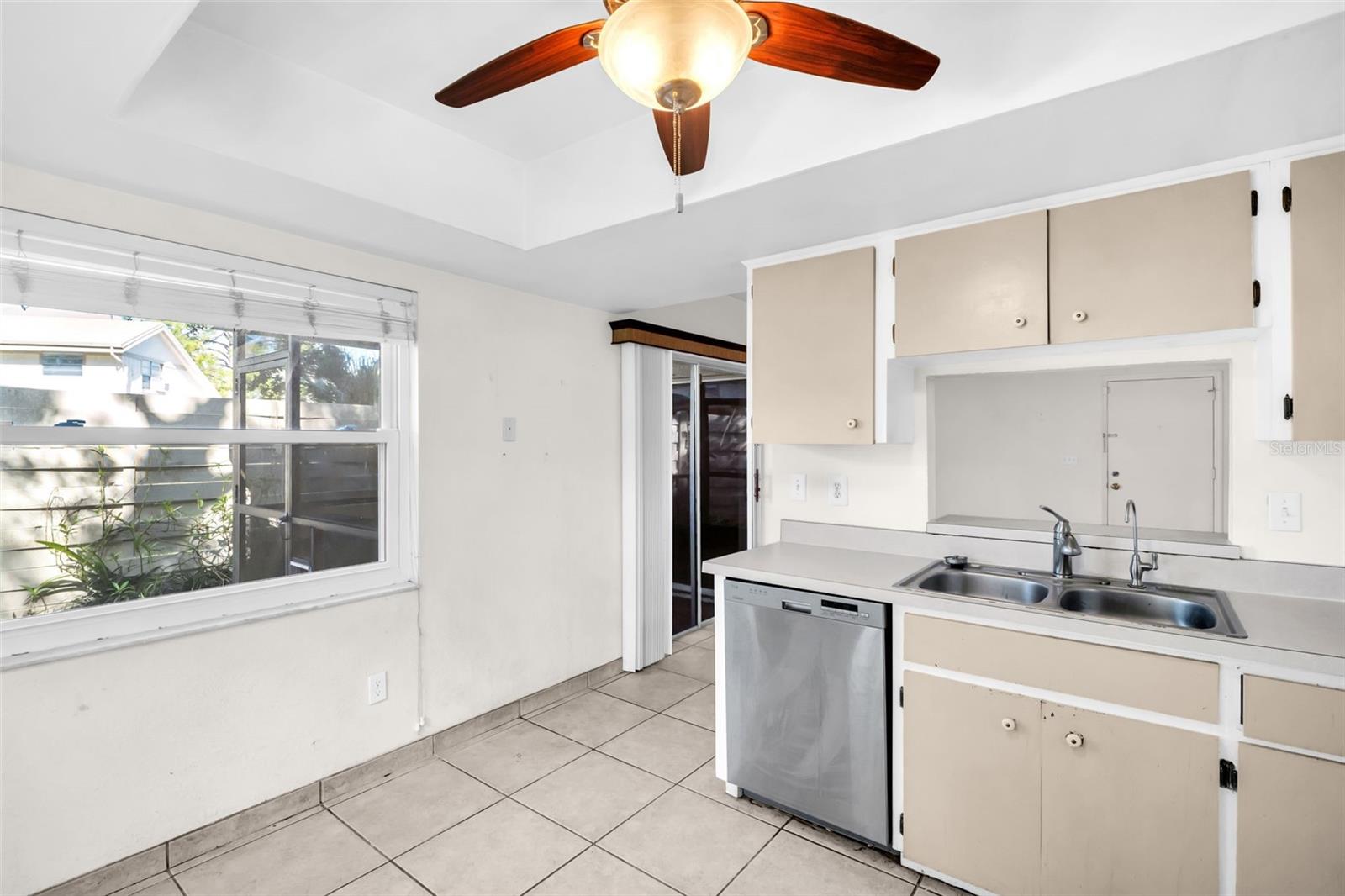 Image 12 of 35 For 2626 Cedar View Court