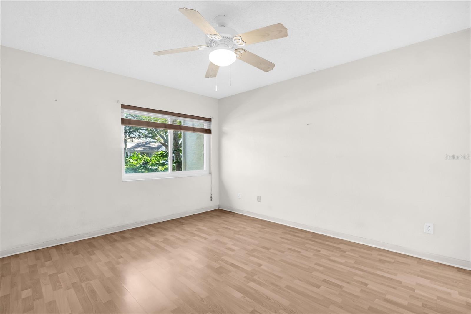 Image 15 of 35 For 2626 Cedar View Court