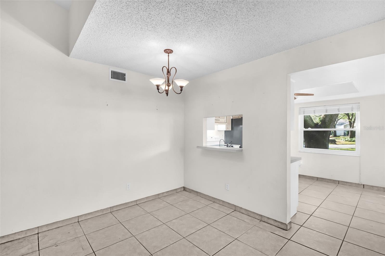 Image 9 of 35 For 2626 Cedar View Court