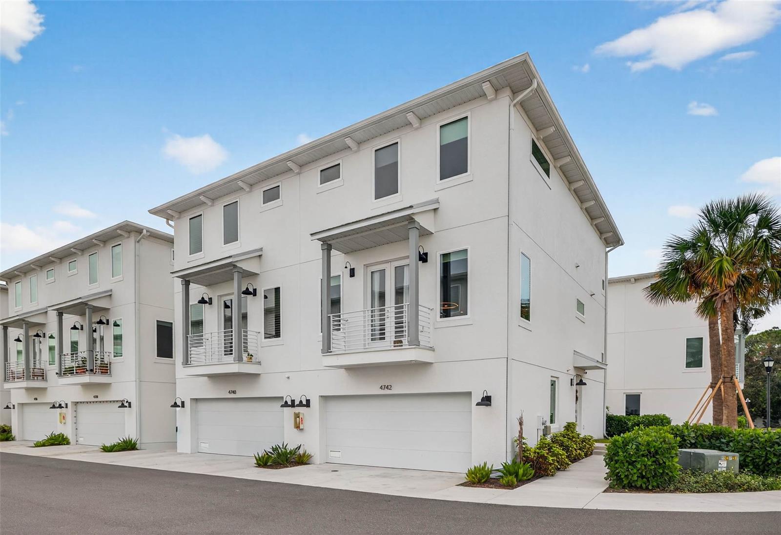 Details for 4742 Legacy Park Drive, TAMPA, FL 33611