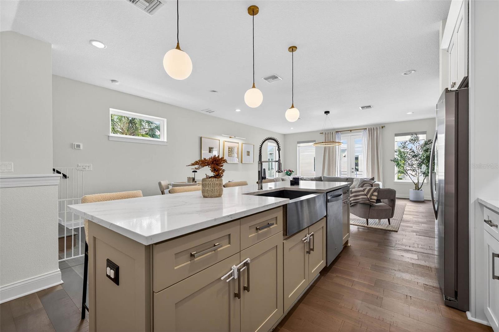 Image 14 of 40 For 4742 Legacy Park Drive