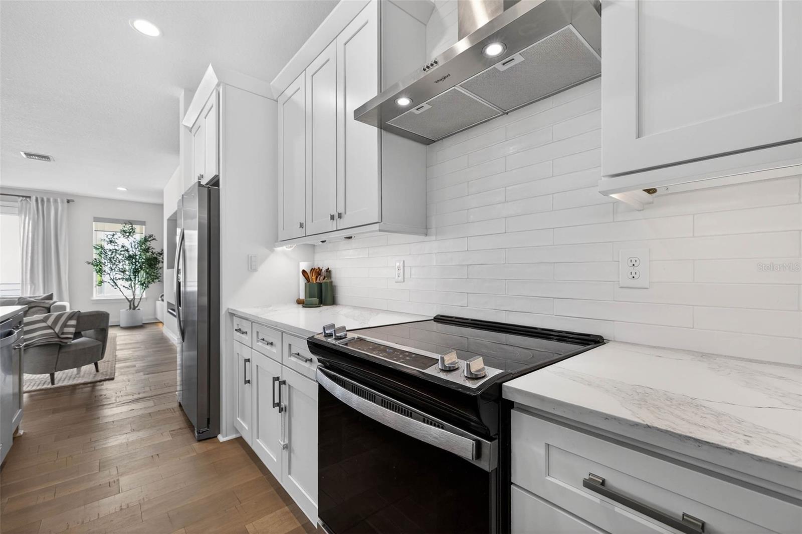 Image 16 of 40 For 4742 Legacy Park Drive