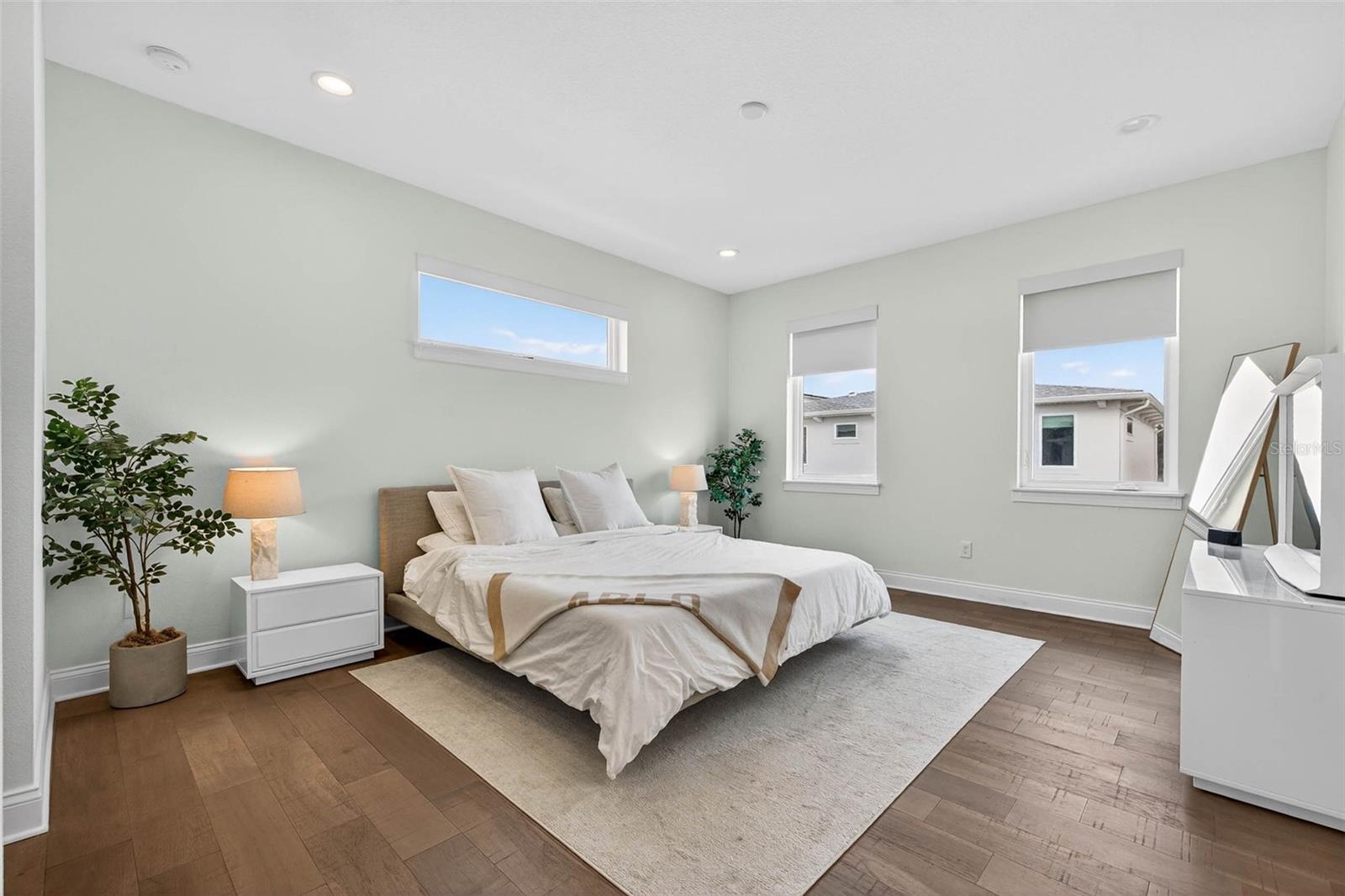 Image 25 of 40 For 4742 Legacy Park Drive