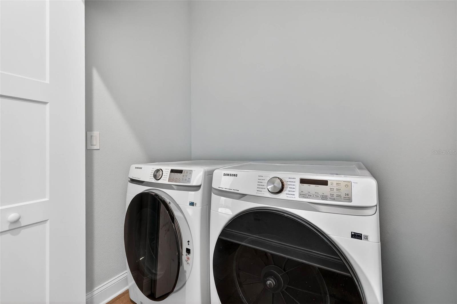 Image 31 of 40 For 4742 Legacy Park Drive