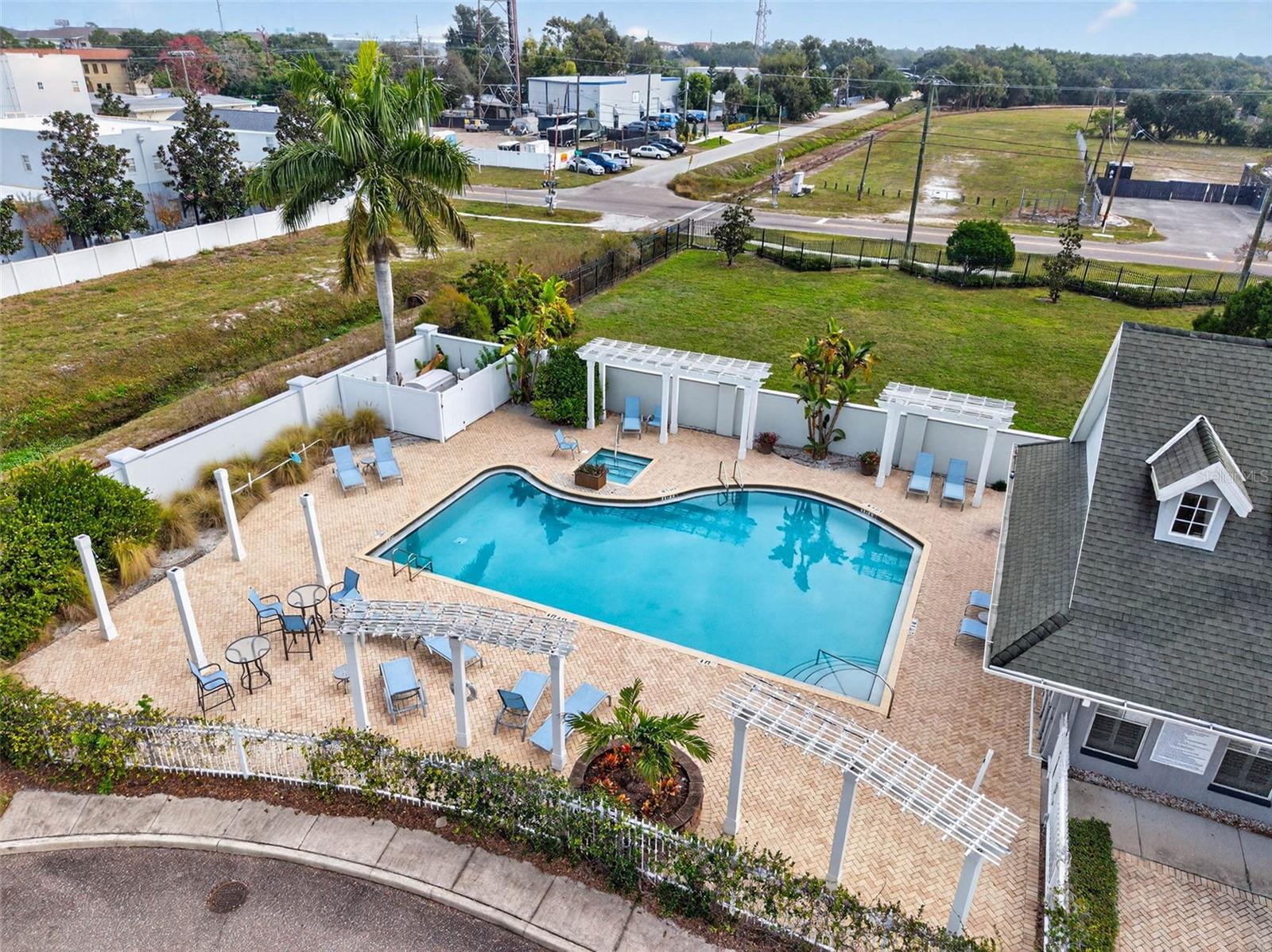 Image 35 of 40 For 4742 Legacy Park Drive