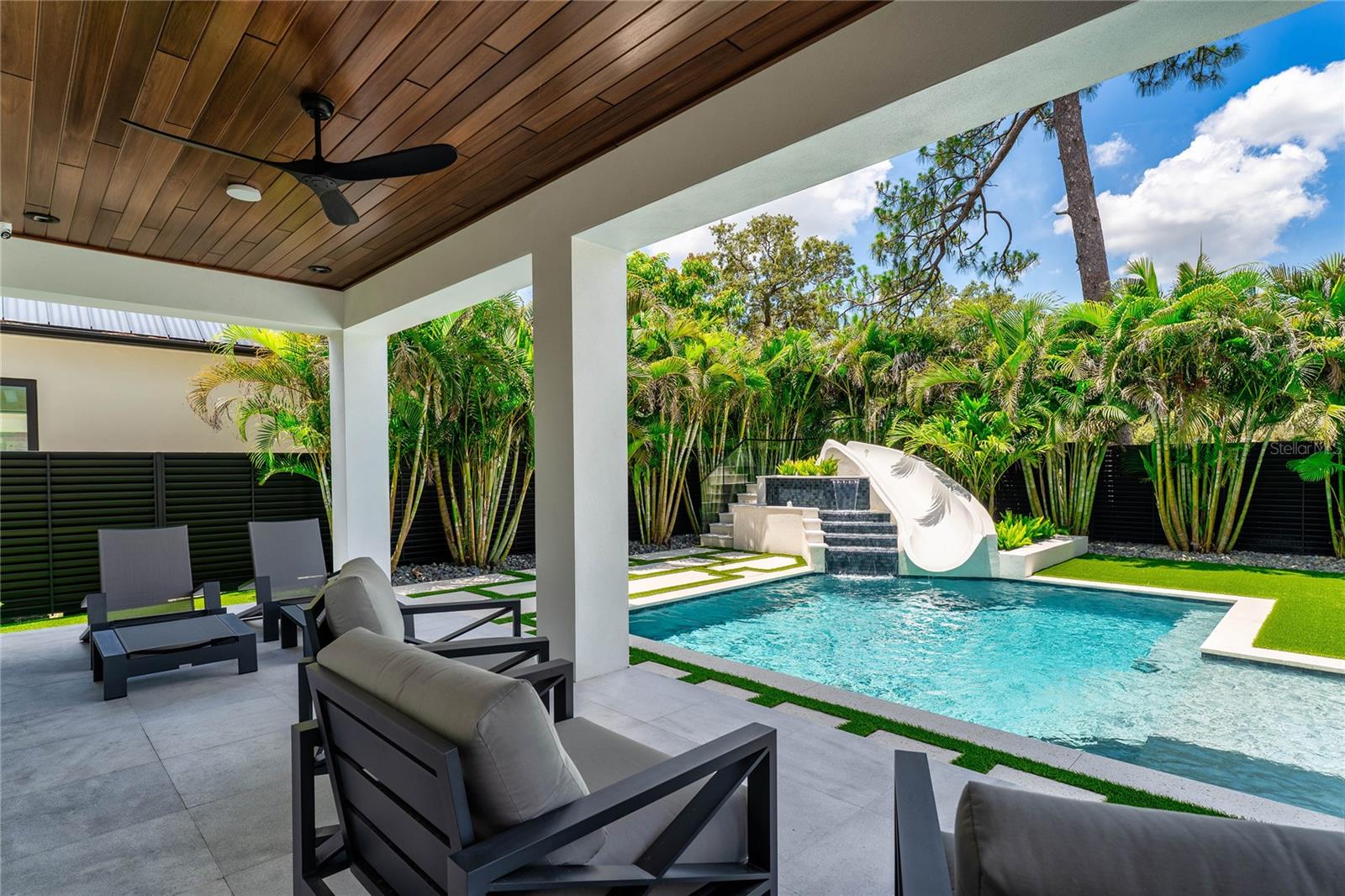 Image 30 of 34 For 2519 Riverside Drive