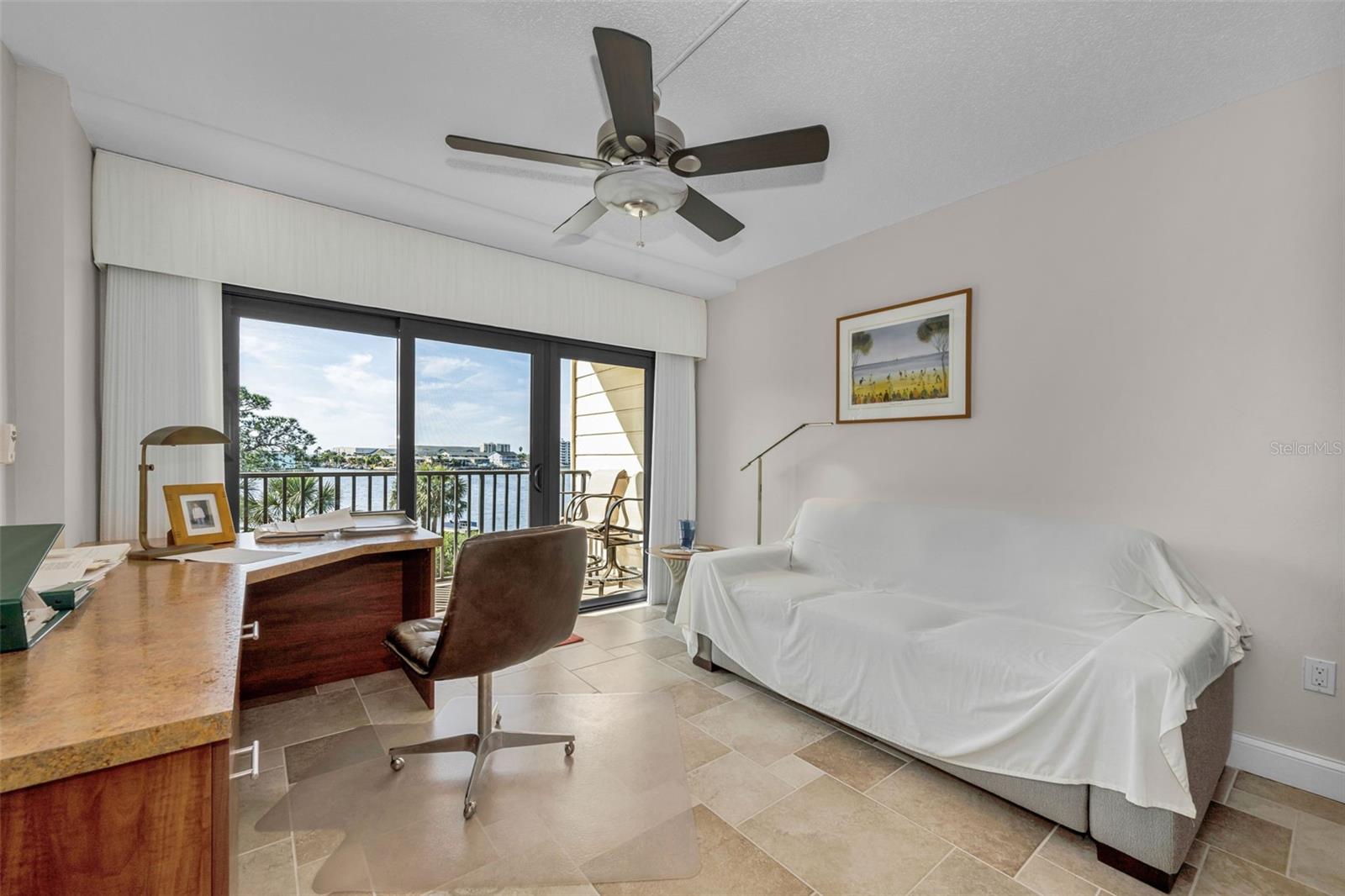 Image 33 of 70 For 2700 Bayshore Boulevard 11-209