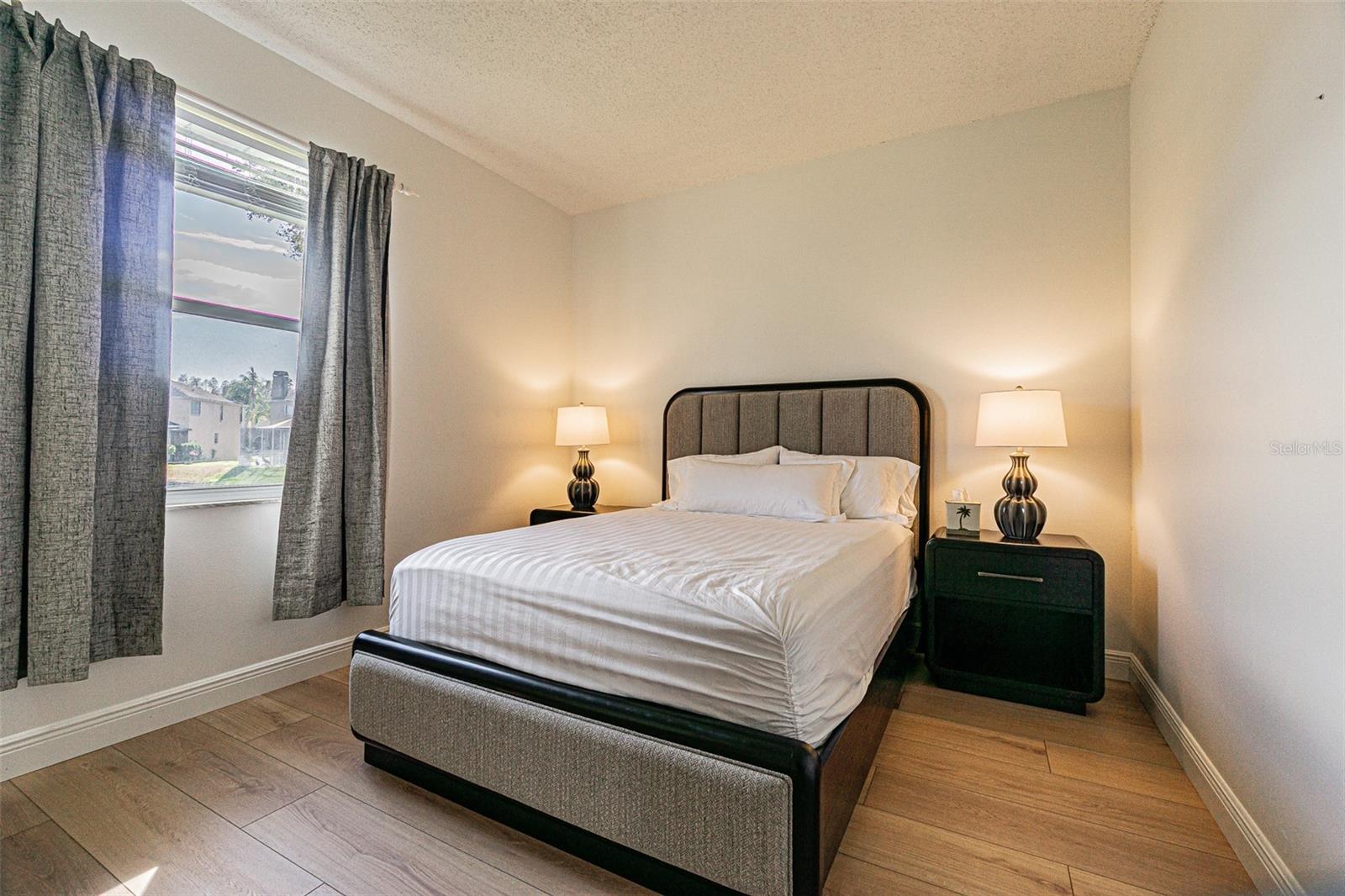 Image 32 of 53 For 27226 Sea Breeze Way