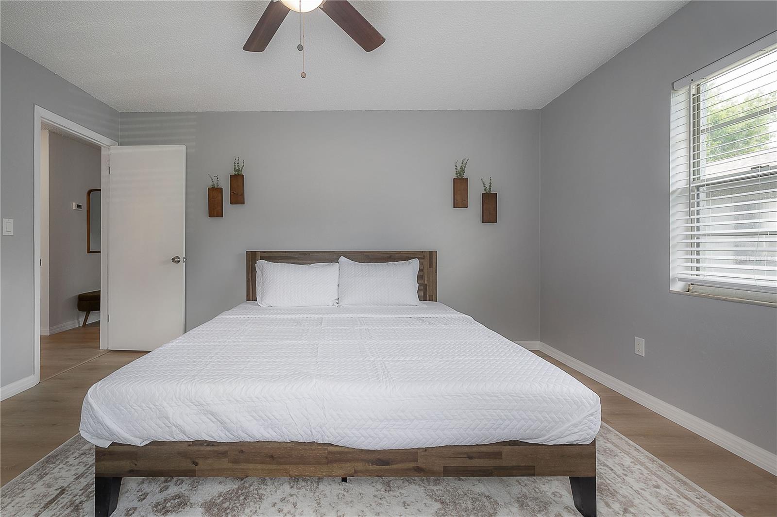 Image 27 of 29 For 6908 Macdill Avenue A